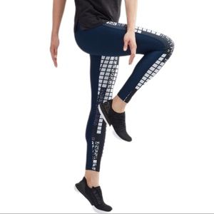 UNDER ARMOUR Heatgear Sz XS Printed Running Tights